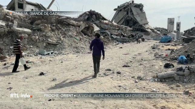 Un plan prévoit la poursuite du retrait de l'armée israélienne dans la bande de Gaza. Il semble qu'Israël ait tendance à ne pas respecter ce qu'on a appelé la ligne jaune, une sorte de frontière imaginaire qui divise, désormais, l'enclave en deux.