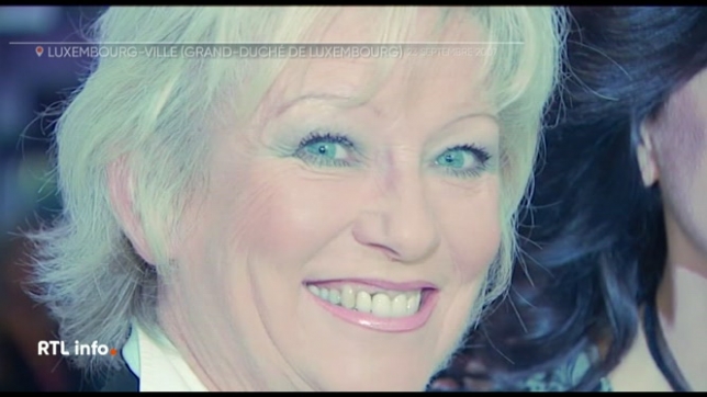 On a appris ce matin le décès d'Evelyne Leclerc. L'ancienne animatrice de télévision est morte des suites d'une longue maladie. Pendant des années, elle a présenté l'émission à succès Tournez manège. Evelyne Leclerc était âgée de 74 ans.