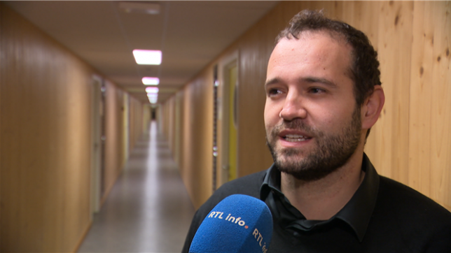 Les candidatures explosent dans certaines entreprises depuis la réforme du chômage. Mais malgré cet afflux, les profils recherchés restent difficiles à trouver. Entre besoins des employeurs, manque de formation et appels à des aides publiques, l’application de la réforme s’annonce complexe sur le terrain.