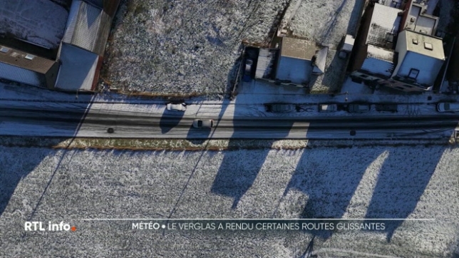De nombreuses routes étaient glissantes ce matin malgré le salage des axes principaux. À Namur, certaines chaussées restaient verglacées, obligeant automobilistes comme piétons à redoubler de prudence.