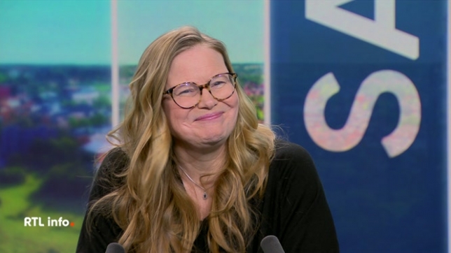 On retrouve en plateau la psychiatre Caroline Depuydt pour évoquer le deuil blanc.