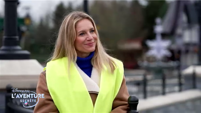 Dans L’Aventure secrète, Sandrine Corman nous ouvre les portes de Disneyland Paris comme on ne l’a jamais vu. L’occasion de plonger dans les coulisses du parc… et de découvrir en exclusivité le futur royaume d’Arendelle, inspiré de La Reine des Neiges.