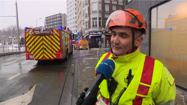 Un batiment de la Haute Ecole de Liège a présenté des signes inquiétants pour sa stabilité. Les pompiers ont fait appel à un expert en stabilité qui a estimé qu'il n'y avait pas de risque immédiat.