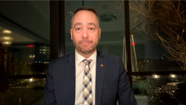 Maxime Prévot, le ministre belge des Affaires étrangères était l’invité de Martin Buxant ce matin à 7h50 sur bel RTL. Il est revenu sur l’enlèvement de Nicolás Maduro au Venezuela par les États-Unis. Il se réjouit qu’il ne soit plus à a tête du Venezuela mais regrette et condamne le déroulement de l’opération. pour lui, il s’agit d’une violation du droit international.