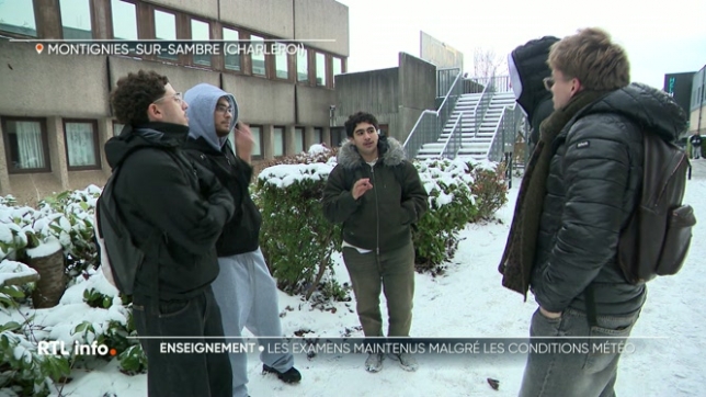 Des parents d'étudiants s'inquiètent de savoir quelle est la règle en la matière: y a-t-il une tolérance si les étudiants manquent les examens faute de bus par exemple ?