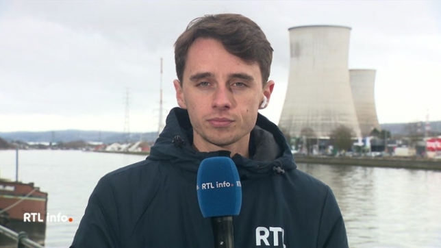 Les tours de refroidissement de la centrale nucléaire de Tihange pourraient être détruites. Engie a obtenu un permis délivré par l'administration wallonne. Florent Vanden Bergh, en direct dans le RTL Info 13h, fait le point.