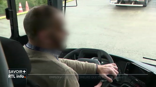 Le gouvernement espère remettre un maximum de chômeurs au travail, mais dans les faits, est-ce possible ? Si on tient compte du nombre de postes vacants, y a-t-il vraiment un travail pour chacun des demandeurs d'emploi ?