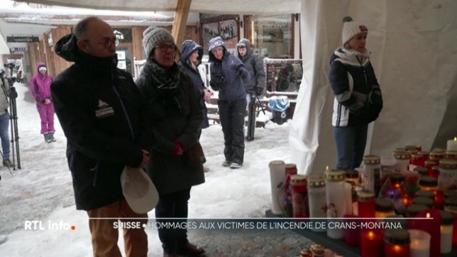 La Suisse a décrété ce vendredi jour de deuil national, suite au drame de Crans-Montana, qui a fait 40 morts et 116 blessés, lors de l'incendie du bar « Le Constellation ». Une cérémonie d'hommage est organisée cet après-midi.