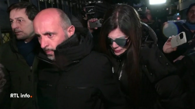 Jacques Moretti a été placé en détention provisoire pour trois mois. C'est une source proche du dossier qui l'a annoncé à l'AFP. L'incendie de son bar, Le Constellation, a faire 40 morts et 155 blessés la nuit du réveillon de Nouvel an.