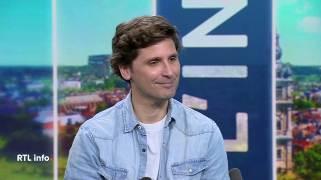 Avec son nouveau projet Sennen Bay, Marc Pinilla ouvre un nouveau chapitre musical, sans tourner la page du groupe Suarez. Sennen Bay s'ancre dans la pop britannique, avec quatre titres en anglais composés avec des amis. Le nom du projet est empreint d'histoire et de sensibilité.