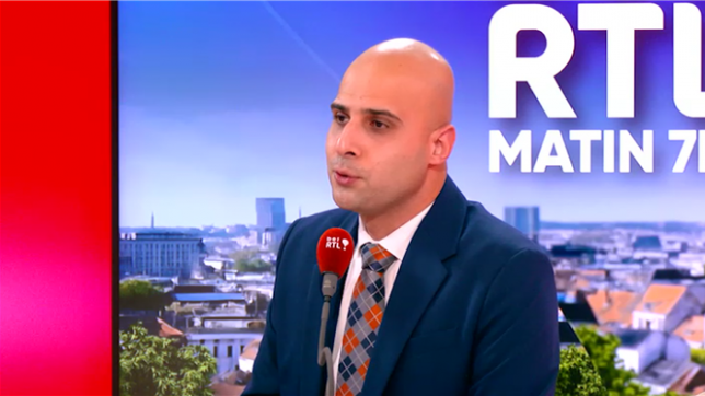 Ali Bagheri, opposant au régime iranien installé depuis 10 ans en Belgique, raconte avec émotion comment il a découvert la démocratie dans notre pays et ce qui lui manque dans son pays d'origine.