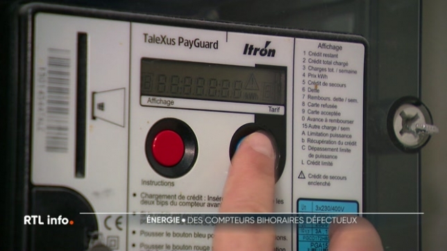 En Wallonie, certains compteurs bihoraires fonctionnent encore selon l'ancien système malgré les nouvelles plages horaires entrées en vigueur le 1er janvier. Les gestionnaires de réseau parlent d'anomalies. Une situation qui agace les clients concernés, certains estimant avoir perdu de l'argent.