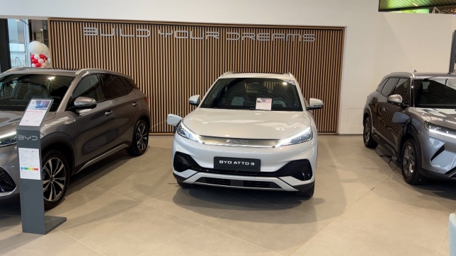 Voitures chinoises.jpg