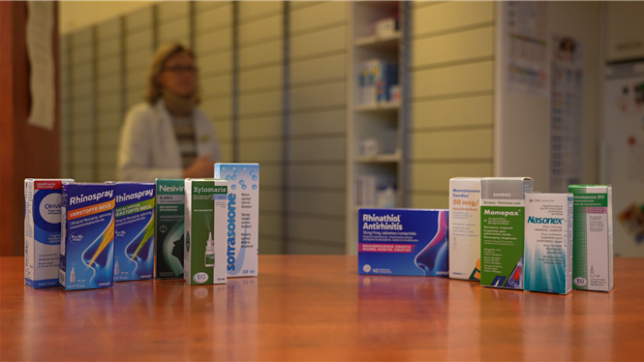 Coup de froid, nez bouché ? Il vous arrive peut-être d’utiliser des sprays nasaux pour décongestionner. Le hic : ces produits peuvent être addictifs. Ça s’appelle la rhinite médicamenteuse. Quelle est la cause de cette addiction et comment s’en libérer ?