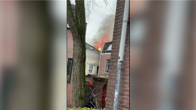 Une énorme explosion a retenti jeudi dans le centre d'Utrecht (centre-ouest des Pays-Bas), déclenchant un important incendie et faisant au moins un blessé, ont indiqué les autorités.
Il y a eu une énorme explosion, a déclaré un porte-parole des pompiers, cité par l'agence de presse locale ANP.