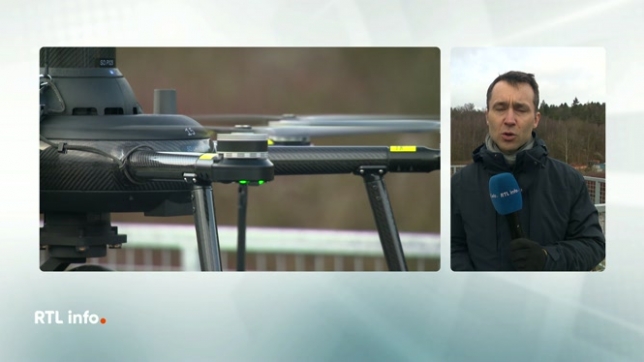 La zone de secours Dinaphi (région de Dinant, Philippeville et Couvin) vient de s'équiper de 2 nouveaux drones. Ces appareils volants doivent aider pompiers et ambulanciers lors de leurs interventions sur le terrain.