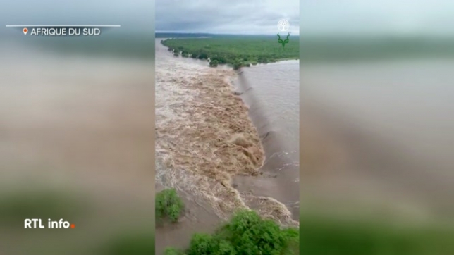 D'importantes inondations touchent l'Afrique du Sud. Les autorités ont encore découvert ce vendredi les corps de 2 nouvelles victimes, ce qui porte à 30 le nombre de morts provoqués par les fortes pluies qui s'abattent sur le Nord-Est du pays depuis plus de 2 semaines.