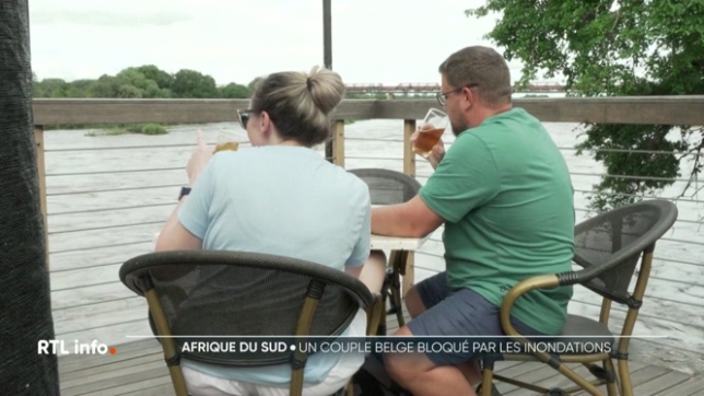 Les intempéries qui touchent l'Afrique du Sud ont emporté des habitations, des routes et des ponts. L'accès aux parcs nationaux est devenu impossible. Avec de sérieuses conséquences pour les touristes, et notamment les Belges. Certains sont coincés sur place, comme ce couple en voyage de noce.