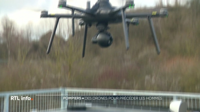 La zone de secours Dinaphi (région de Dinant, Philippeville et Couvin) vient de s'équiper de 2 nouveaux drones. Ces appareils volants doivent aider pompiers et ambulanciers lors de leurs interventions sur le terrain.