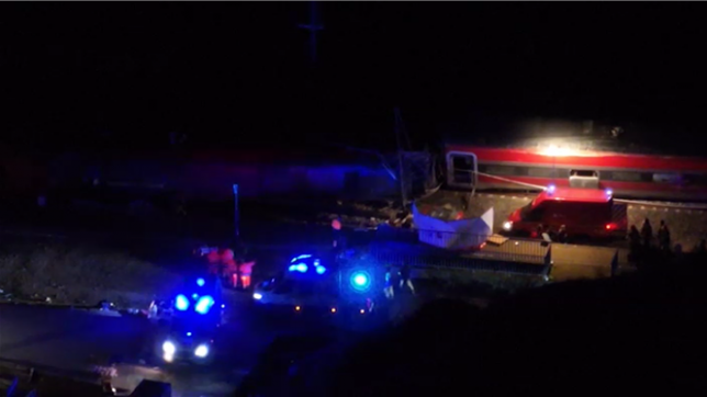 Un accident ferroviaire dans le sud de l’Espagne, impliquant deux trains à grande vitesse qui ont déraillé, a fait au moins 21 morts et une vingtaine de blessés graves dimanche.