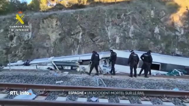 Deux trains à grande vitesse sont entrés en collision hier à 200 kilomètres de Malaga, en Andalousie. Au moins 39 personnes sont décédées et plus de 123 autres sont blessées, dont plusieurs grièvement. L'unité d'urgence de l'armée a été déployée sur place et un hôpital de campagne a été dressé.