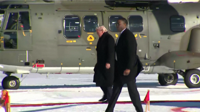 Le président américain Donald Trump arrive à Davos où il participe au Forum économique mondial dans un climat rendu électrique par sa volonté d'annexer le Groenland au risque de faire éclater l'alliance transatlantique.