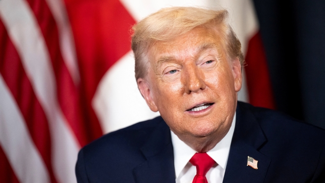 2026-01-21T163114Z_1032617698_RC2R5JAHFJRH_RTRMADP_3_DAVOS-MEETING