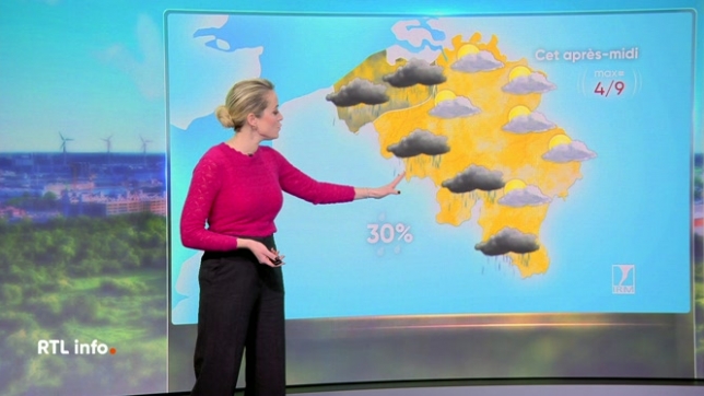 En plateau, Emilie Dupuis donne ses prévisions météo pour les prochaines heures et les prochains jours. Les nuages affluent dans le ciel mais le week-end s'annonce mieux que prévu.