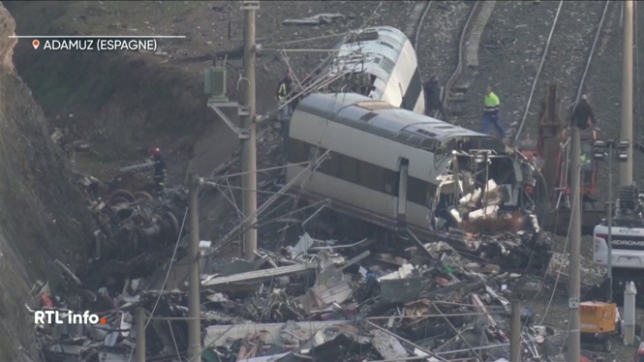 Deux corps ont été retrouvés cet après-midi sur les lieux de la collision de deux trains à grande vitesse, en Andalousie. Le bilan s'élève dont à 45 morts.