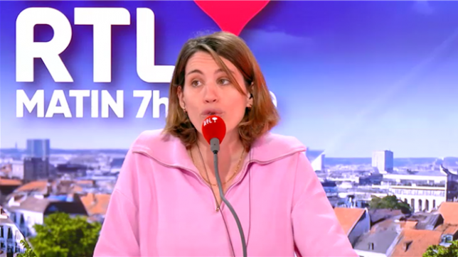 Alors qu’une marche est organisée ce dimanche par le front commun syndical enseignant à Bruxelles contre les mesures d’économies du gouvernement de la Fédération Wallonie-Bruxelles, la colère gronde aussi dans l’enseignement flamand. Mais pour tout autre chose : ce sont les élèves qui protestent contre la ministre flamande de l’éducation.