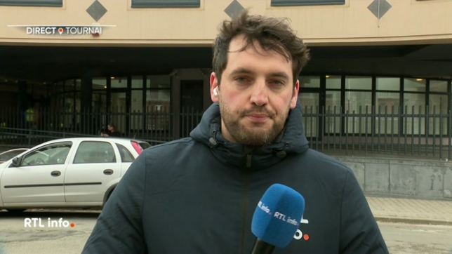 Le tribunal de l'entreprise tranche le litige opposant un agriculteur à TotalEnergies. Hugues Falyss accuse le groupe d'aggraver le dérèglement climatique, affectant son activité. Un procès aux enjeux à la fois concrets et symboliques.