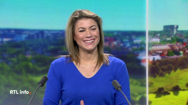 Il fait gris, on cherche la lumière et les bonnes vibrations, et l'envie de faire du sport n'est pas vraiment là, mais Olivier Schoonejans reçoit Julie Debatty, coach sportive, pour nous pour parler d'une activité simple et accessible à tous : la marche.