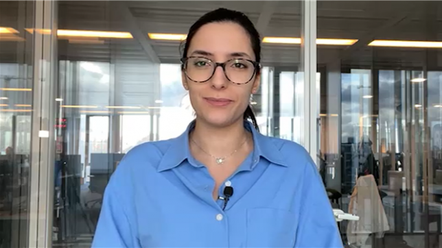 Adrien, employé en cuisine dans un hôpital, s’interroge sur ses droits après plusieurs CDD. Voici ce que dit la loi.