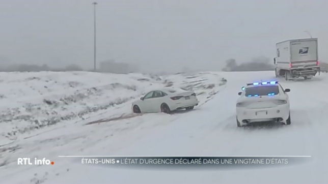 D'une ampleur exceptionnelle, Fern paralyse une partie des Etats-Unis et menace désormais la côte est. Au total, 20 états ont déclaré l'état d'urgence, ainsi que la capitale fédérale Washington DC. Historique, cet épisode météo impacte la vie quotidienne de millions d'Américains.