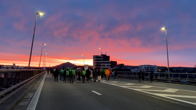 Ce matin, les travailleurs du TEC Charleroi ont bloqué le ring