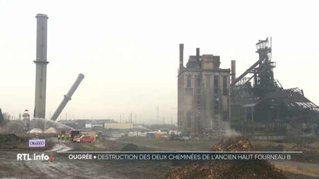 C'est un symbole du passé sidérurgique liégeois qui vient littéralement de s'effondrer ce matin. Les deux cheminées du haut fourneau B d'Ougrée ont été dynamitées. Le site est en transformation depuis plus de 3 ans. L'explosion s'est déroulée sous très haute sécurité.