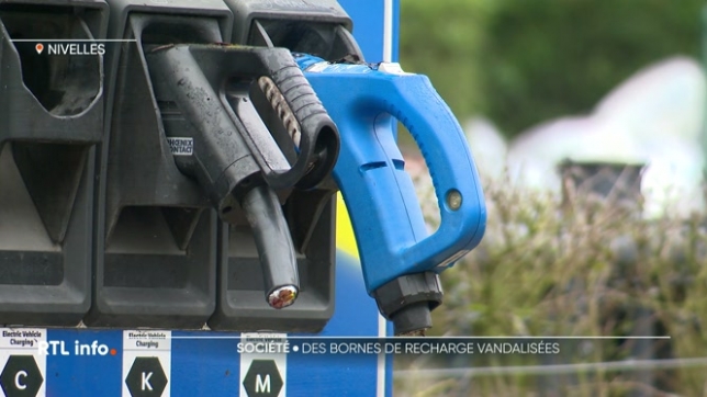 Des dégradations ont été constatées dans des stations de recharge installées sur les parkings de supermarchés Lidl. Les auteurs ont systématiquement sectionné et volé les câbles de recharge, sûrement pour en récupérer les composants métalliques.