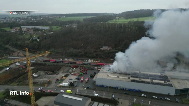 Un incendie s’est déclaré en fin de matinée à Seilles, dans la commune d’Andenne. L’incendie n’a pas fait de blessé. La cause et les circonstances du sinistre ne sont pas encore claires.