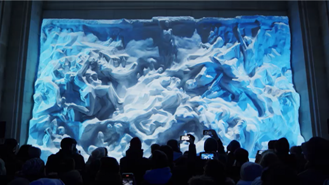 Le Pavillon des Passions Humaines s’anime au Cinquantenaire : un mapping lumineux redonne vie au marbre sulfureux de Lambeaux, mêlant art, controverse et technologie dans une expérience sensorielle inédite.