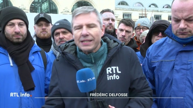 En direct de Namur, Frédéric Delfosse explique que le personnel des TEC estime ne pas avoir été entendu par la direction. Les travailleurs sont mobilisés depuis ce matin, et manifestent à Namur ce midi.