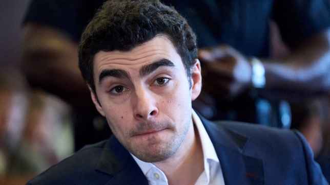 2026-01-29T211129Z_1791630249_RC2A26AZ92JH_RTRMADP_3_UNITEDHEALTH-CEO-MANGIONE-IMPERSONATOR