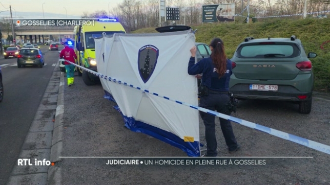 Des ouvriers ont découvert, en plein chantier, une personne grièvement blessée, allongée sur le trottoir. Elle est décédée peu après l'arrivée des secours. La piste criminelle est envisagée.