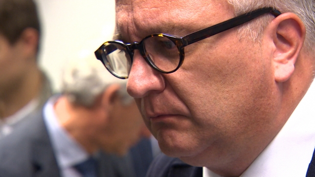 TITRE 2 - Epstein VF.00_00_05_02.Still001.jpg