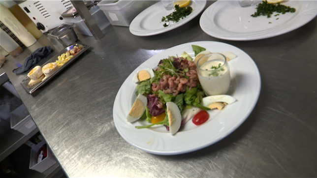 Incontournable de la cuisine belge, le prix de ce produit ne cesse d’augmenter et attire donc moins : « Je n’en achète plus »