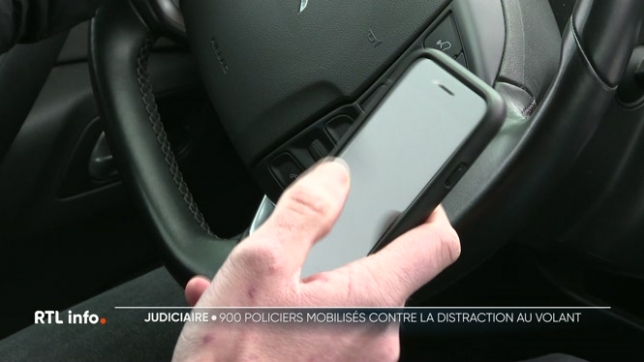 La police renforce les contrôles pendant 48h : 900 agents traquent les distractions au volant, surtout l'usage du GSM. Chaque jour, environ 300 PV sont dressés pour cette infraction.