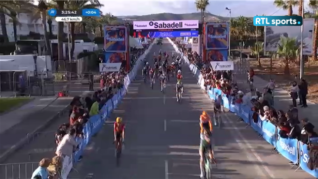 Tour de Valence : Biniam Girmay arrache la première étape, Evenepoel dans le coup