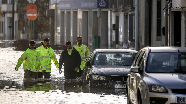 PORTUGAL-WEATHER-CLIMATE-FLOOD-EMERGENCY-GQ6RU2T9C.1.jpg