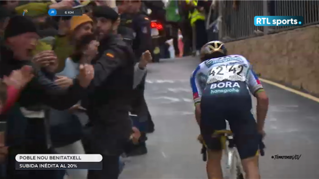 Tour de Valence : Remco Evenepoel écrase tout le monde en une attaque