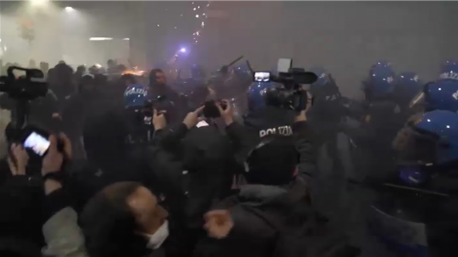 La manifestation anti-JO à Milan dégénère.
