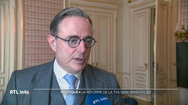 Le Conseil d'État a pointé des imprécisions dans la réforme de la TVA, estimant que la différence entre 6 et 12 % pour la culture et la restauration à emporter reste floue. Interviewé ce samedi, Bart De Wever a admis que le gouvernement allait devoir retravailler cette mesure.